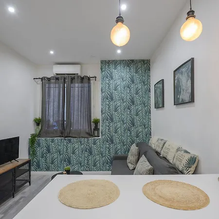 Charming T2 In The Heart Of The Old Port Apartment *